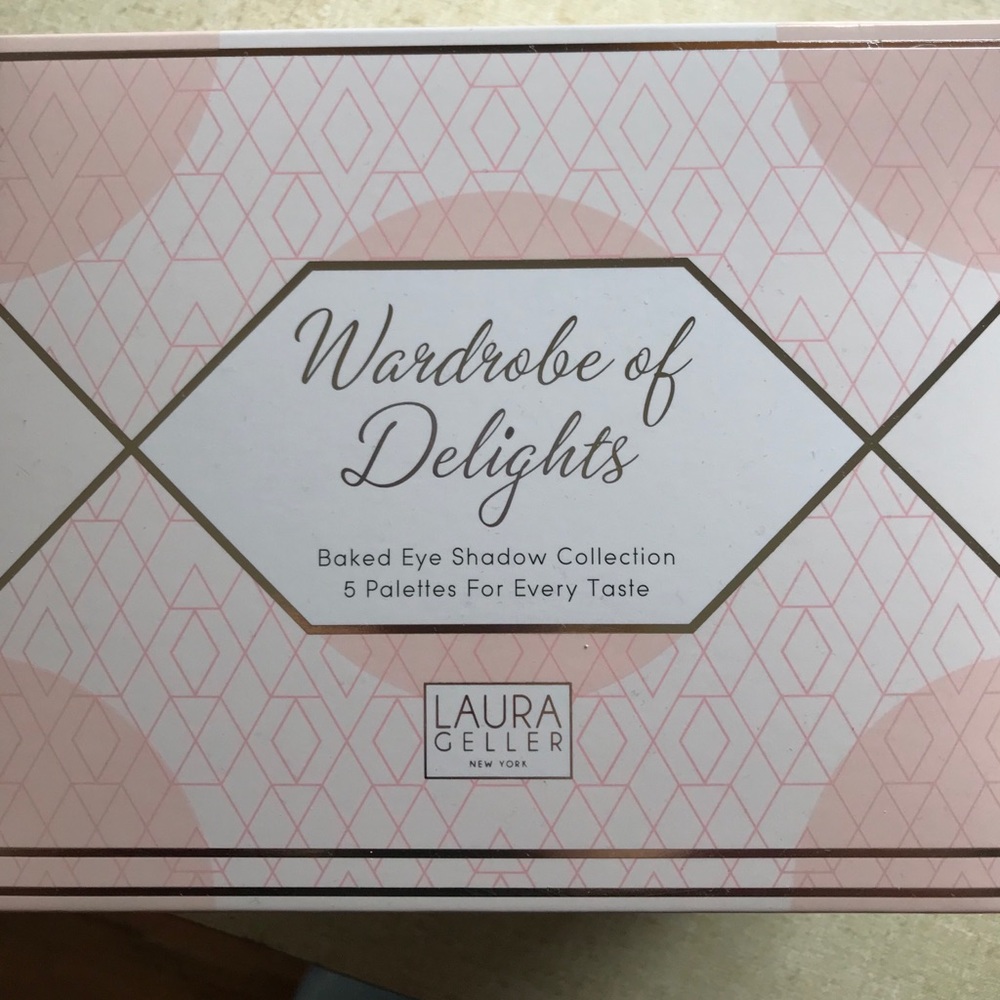 Laura Geller Wardrobe Of Delights Palette Set NIB
